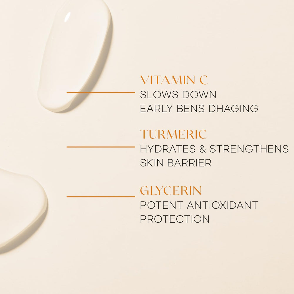 Skin 2.0 Vitamin C & Turmeric Scrub pour-action illustrating spa-like cleansing.