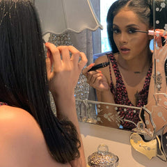 Skone Luxe mascara removal with gentle cleanser
