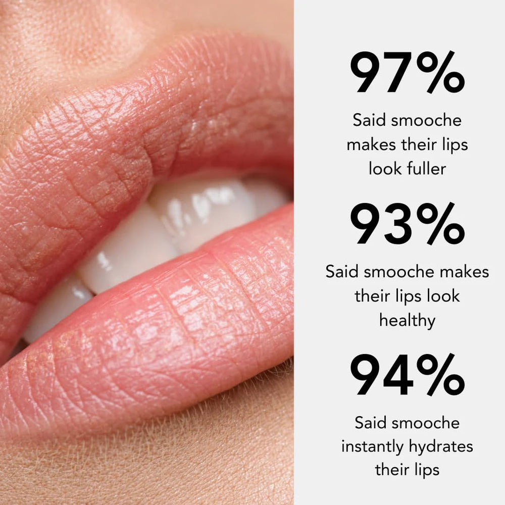 Smooche lip plumper applicator closeup shows smooth application and comfortable feel.