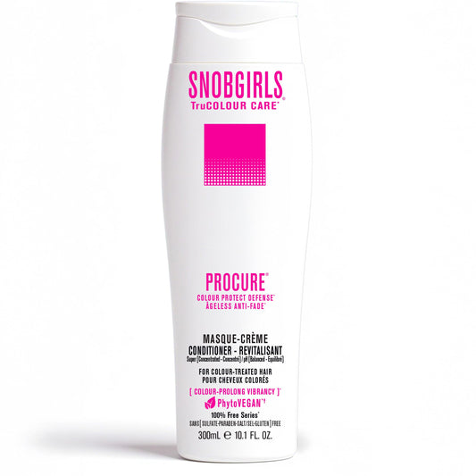 SNOBGIRLS TruColour Care bottle pour for color-safe hydration and shine.