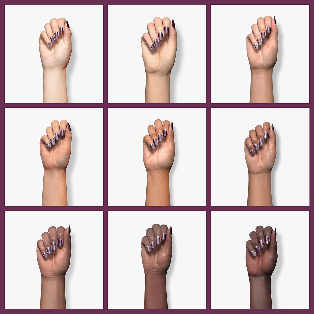 SNS Nail Dip Spanish Sangria finish macro shows mirror-like shine