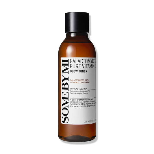 SOME BY MI Galactomyces Vitamin C Glow Toner bottle closeup showing brightening prep