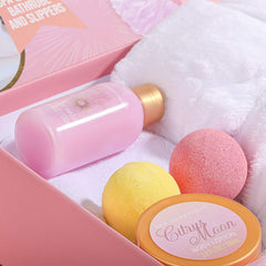 Spa Luxetique bath bombs set invites a luxurious fizz moment.