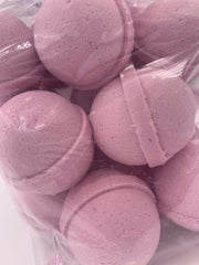 Spa Pure Juicee Couture Fizzies highlighting vegan ingredients and natural oils.