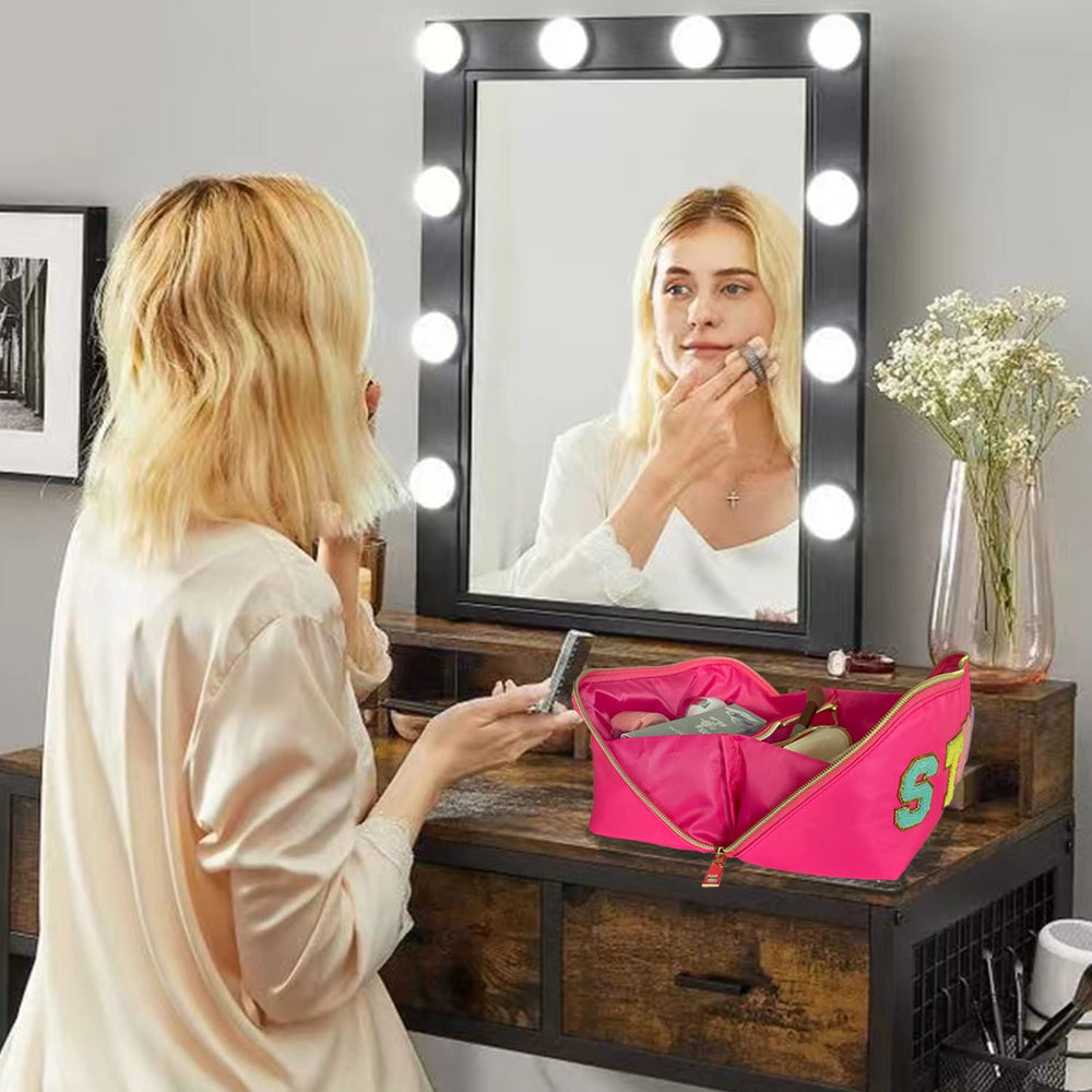 STOMKIRE Gift-ready preppy makeup bag, stylish present for daughters or friends.