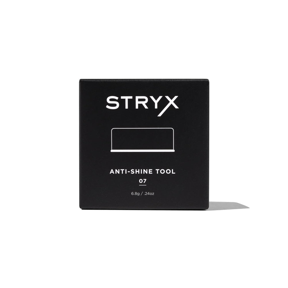 Stryx Anti-Shine Powder provides matte finish across skin tones.