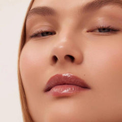 Gift-ready Summer Fridays Dream Lip Oil in eco packaging.
