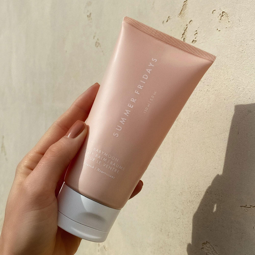 Summer Fridays Gift Set packaging features two hydrating skincare essentials.