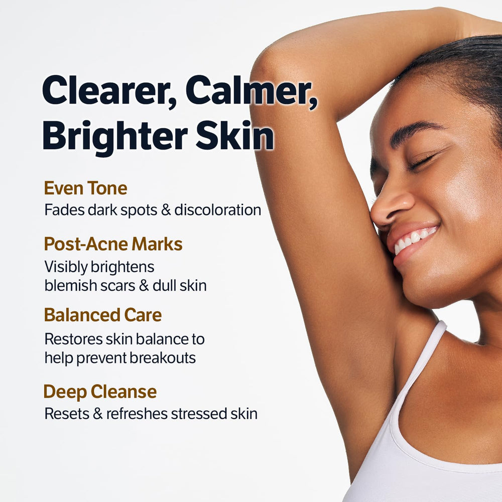 SUNGBOON EDITOR Kojic Turmeric Cleanser foamy lather forming during wash.