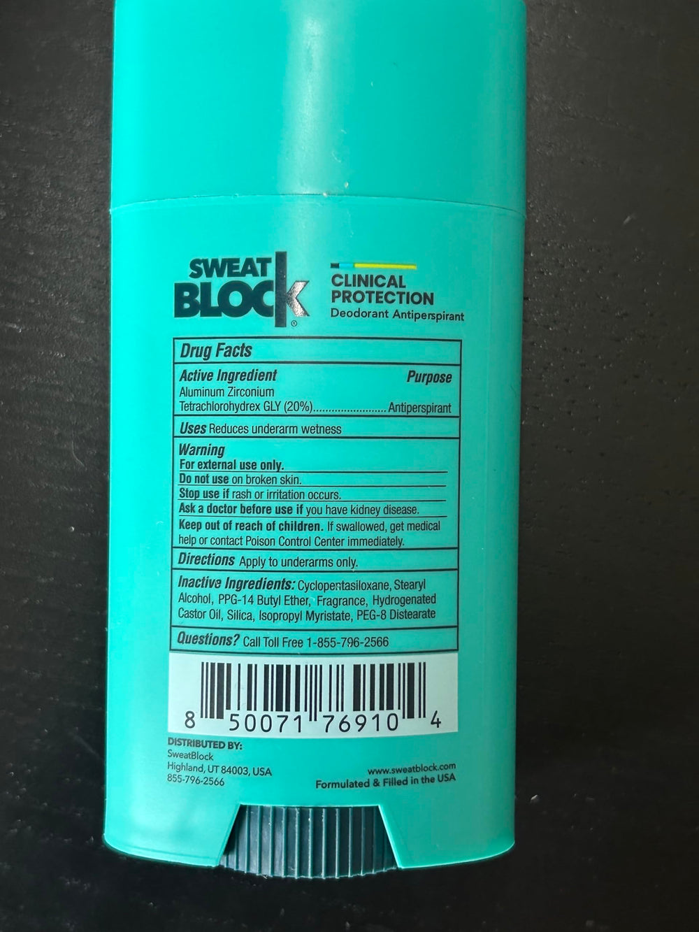 SweatBlock Coastal Fresh compatibility with DRIBOOST Wipes.