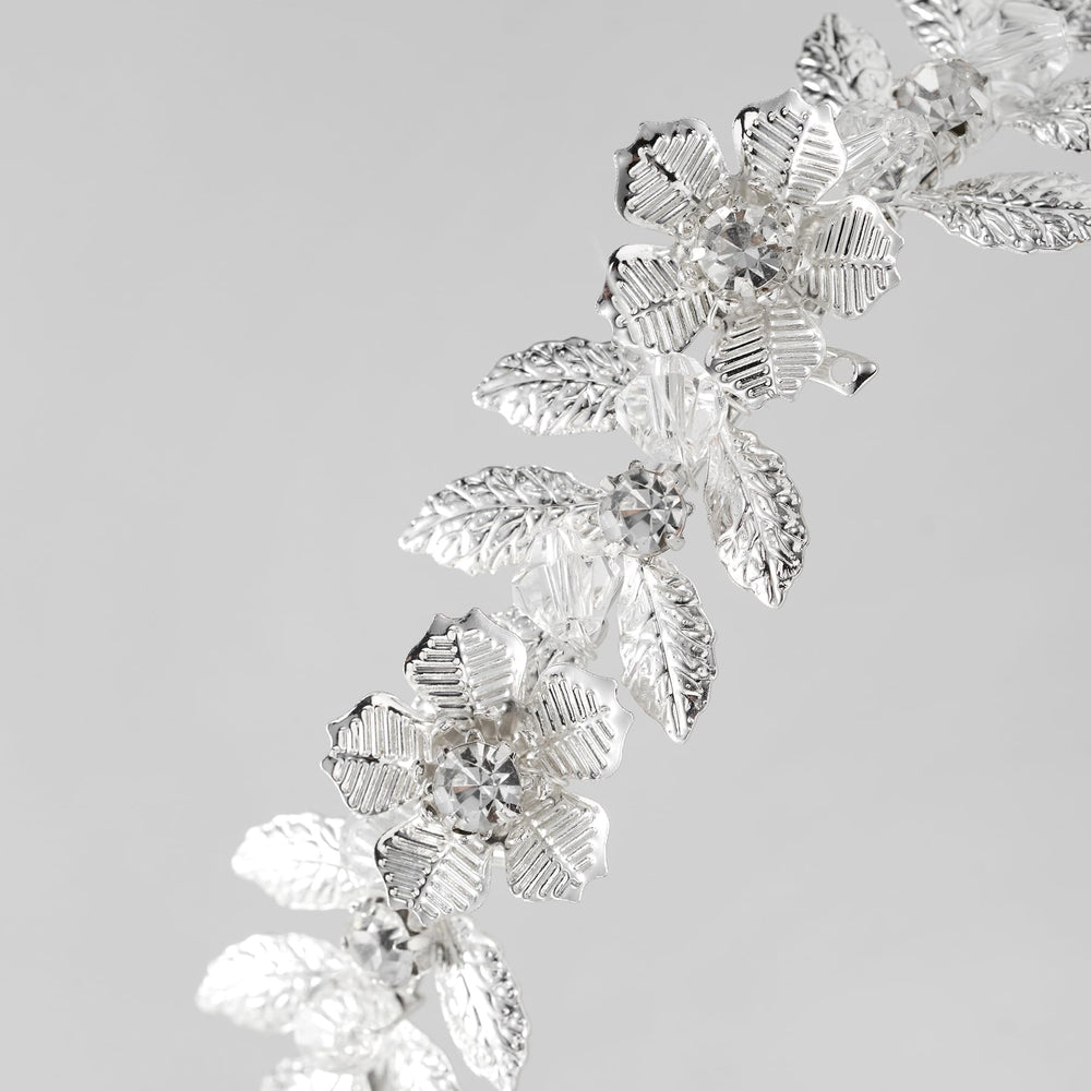 SWEETV headpiece on a child wedding dress for charming photo moments.