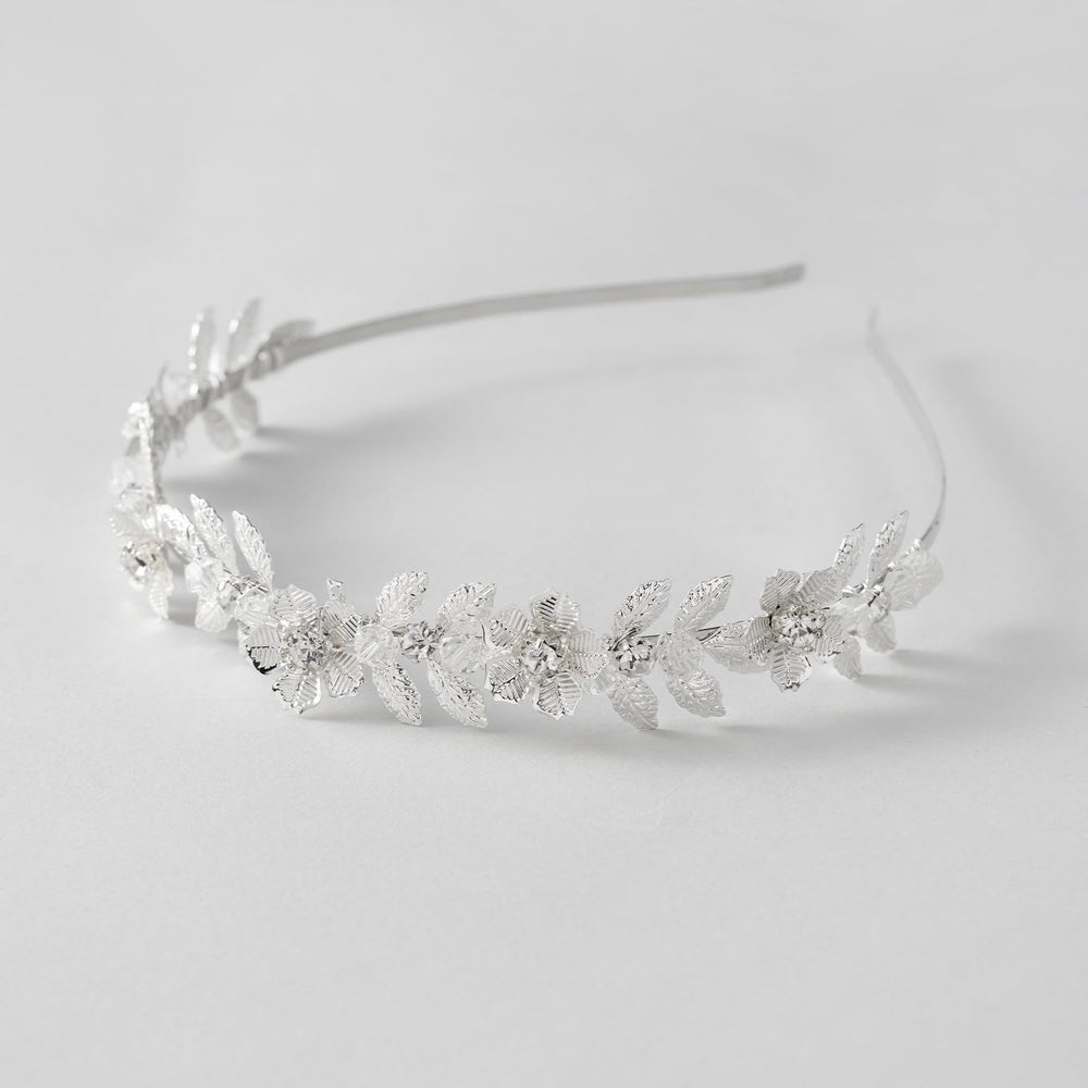 SWEETV flower girl headpiece ideal for parties and photoshoots.