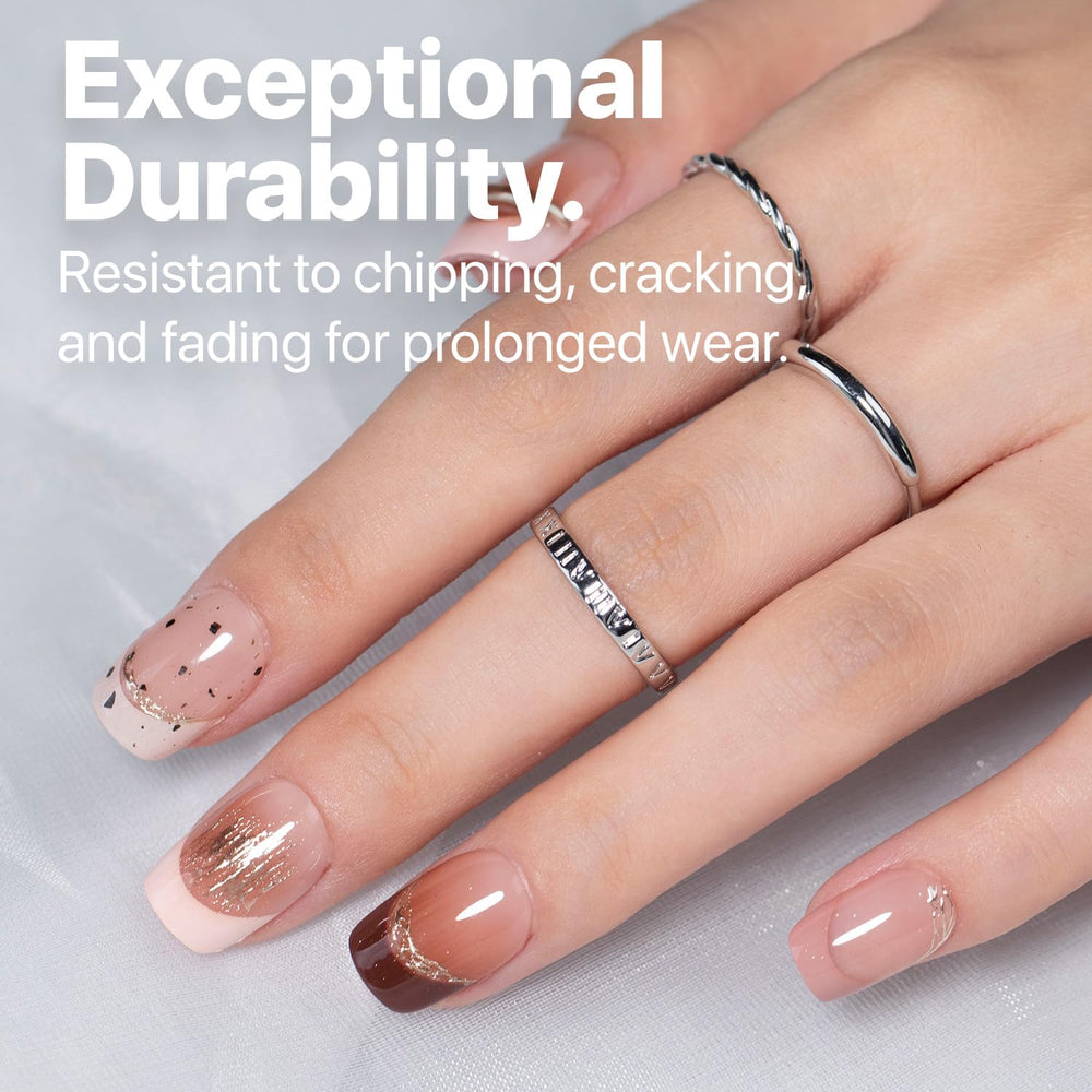SXC Long-Wear Four Weeks image suggests extended wear with proper care.