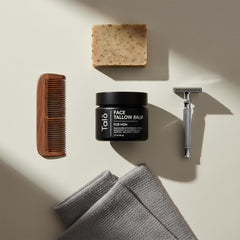 TALÖ close-up of creamy balm texture ready to apply