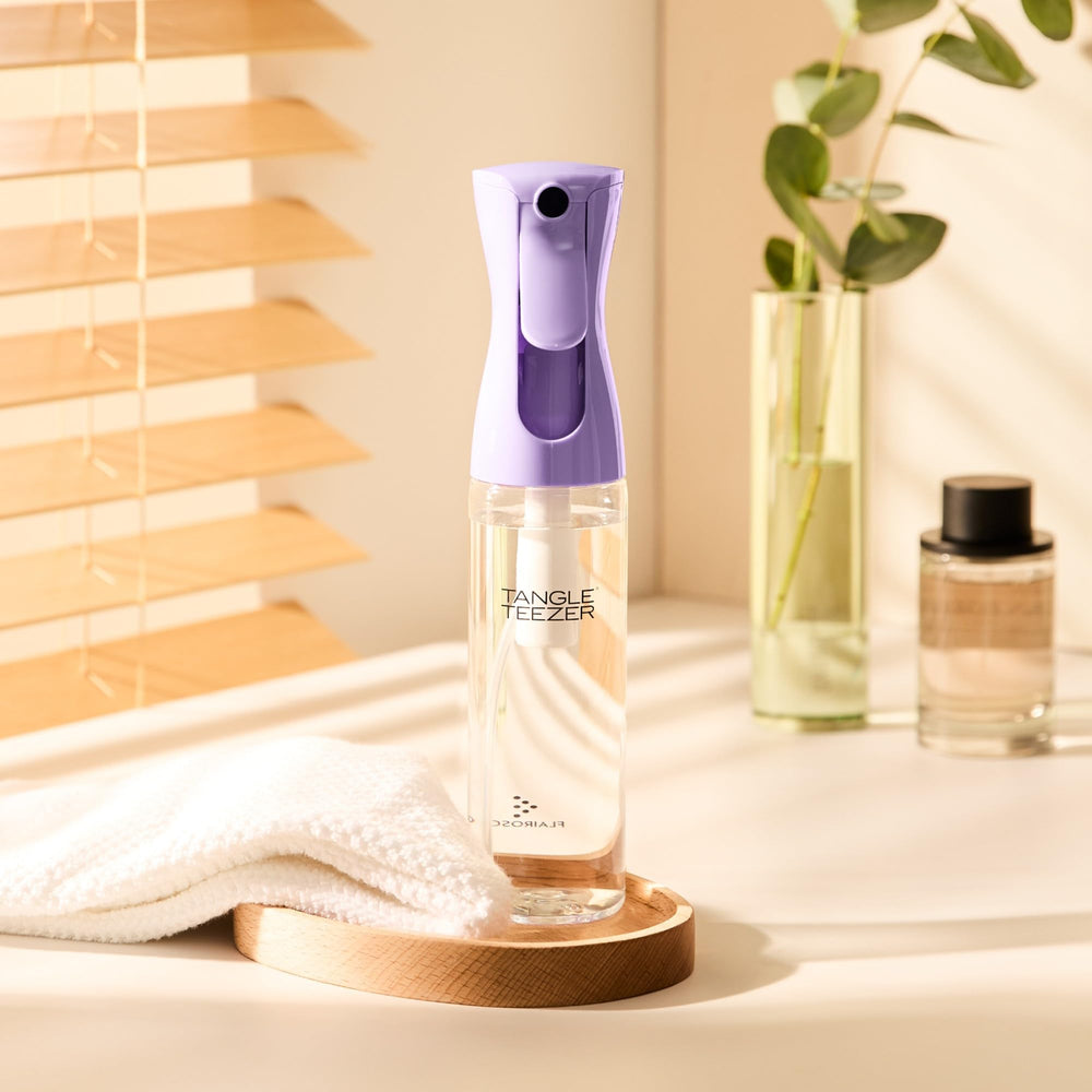 Eco-friendly packaging of the Tangle Teezer mist bottle