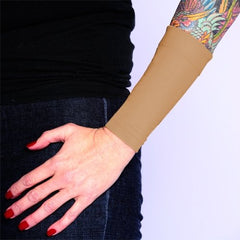 Tat2X Ink Armor forearm 6 inch no-slip gripper keeps the sleeve securely in place.