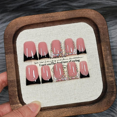 TENPAL compact box keeps nails organized and portable.
