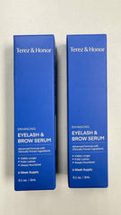 Terez & Honor eyelash serum brush close-up for precise application.