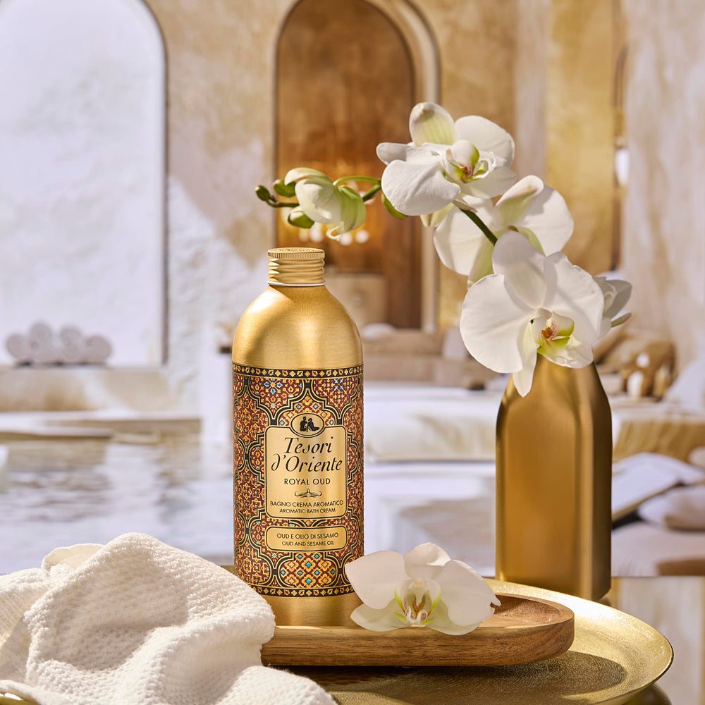 Fragrance close-up hints at long-lasting, enchanting aroma.