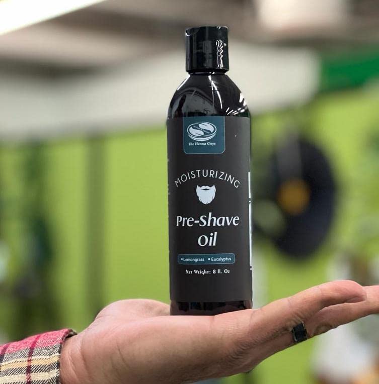 The Henna Guys pre-shave oil easy pour cap facilitates quick morning prep