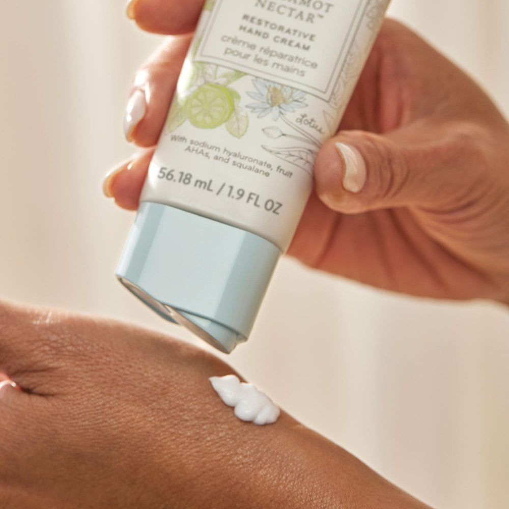 Cupuaçu butter and hydrating ingredients featured
