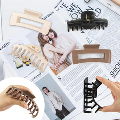 TIME&TRAVE dark brown clip blends with outfits for subtle styling.