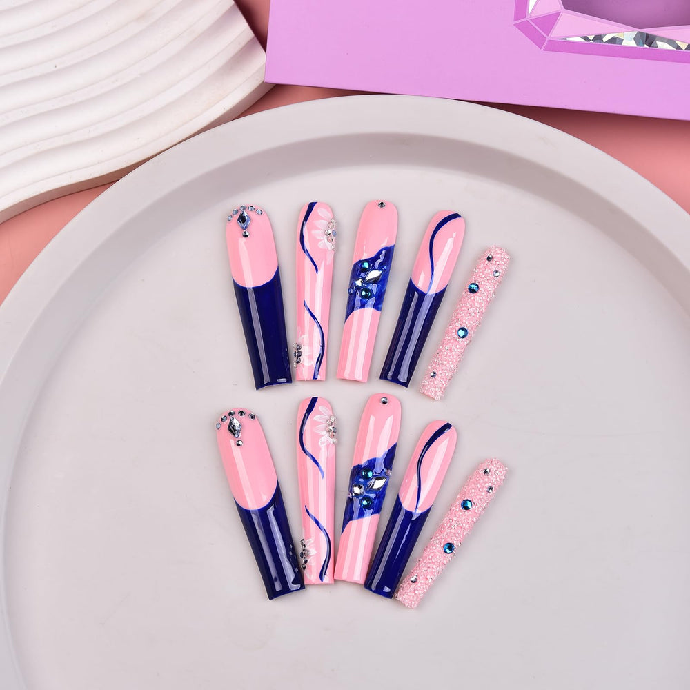 Tmani nail file included for precise shaping and a polished finish.