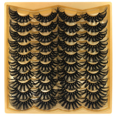 TMIELYBS 25mm mink lashes close-up showing dramatic length for bold, captivating eyes.