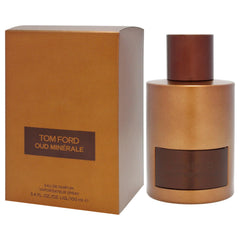 Tom Ford Oud Minerale label detail showcases intricate branding and luxury aura.