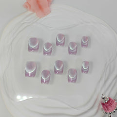 UNIYVOH magnetic shimmer nails catch light with flexible wear.