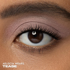 URBAN DECAY 24/7 Eyeshadow Tease pigment close-up highlights rich color payoff in a creamy finish