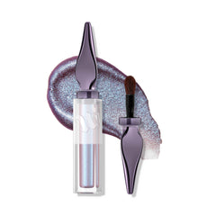 URBAN DECAY 24/7 Glaze-On built-in brush for precise, streak-free application.
