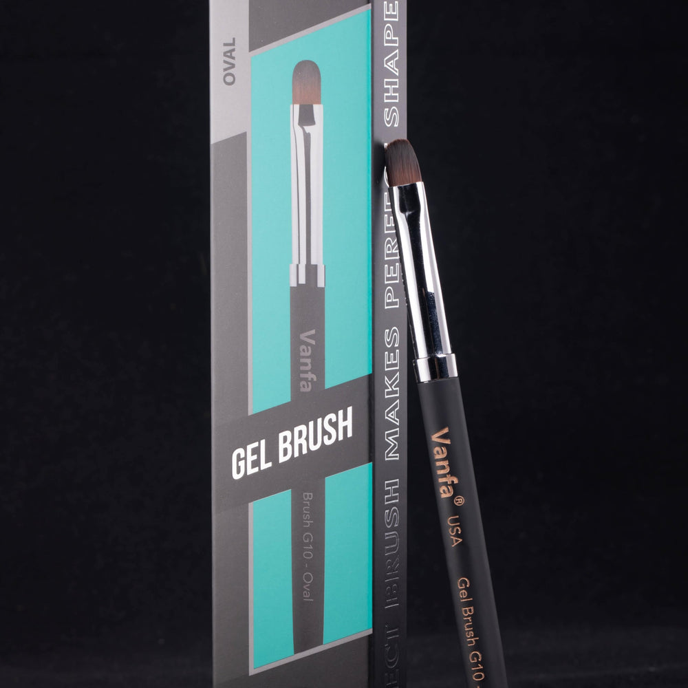 Vanfa oval head brush enabling precise saturation of builder gel
