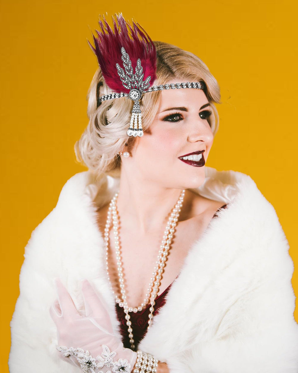 Venofen vintage 1920s headpiece designed for dancing and cocktails.