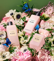 Victoria's Secret Tease Sugar Fleur packaging display shows gift-ready presentation.