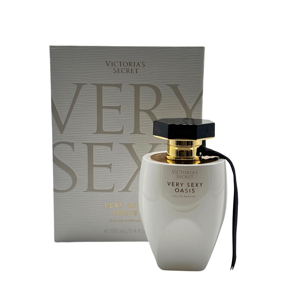 Victoria's Secret Very Sexy Oasis bottle-front view, ideal for evening wear.