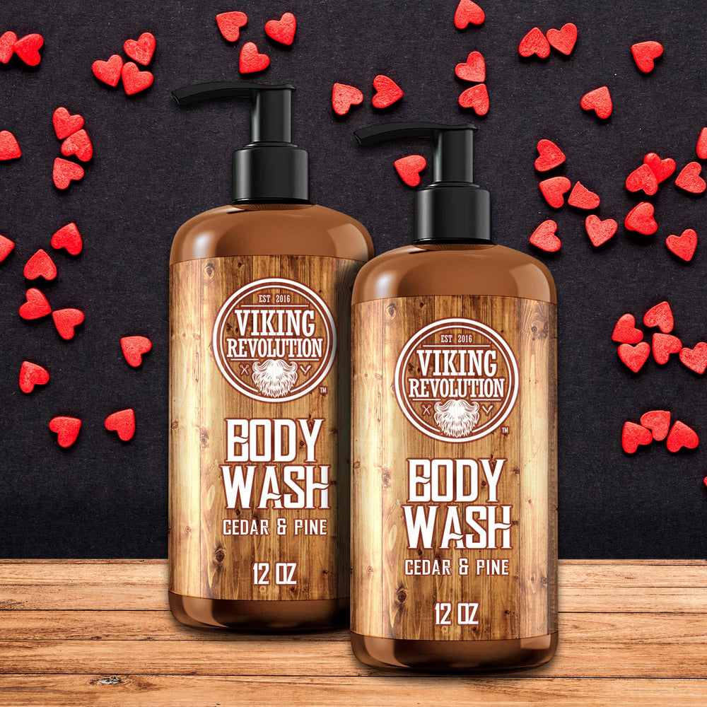 Viking Revolution cedar pine label close-up highlighting natural essential oils.