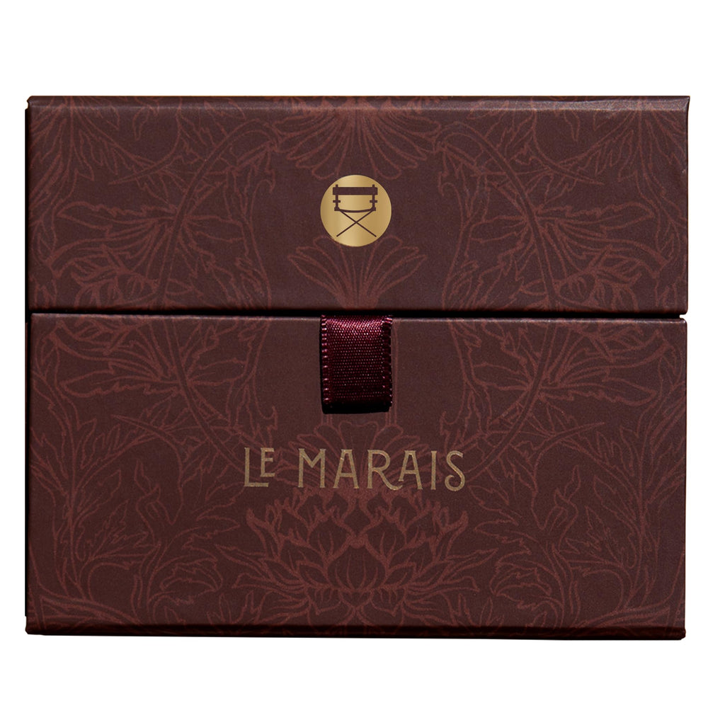 Viseart Paris Etendu Pro Luxe Palette Le Marais eye looks ready with primer and layering.