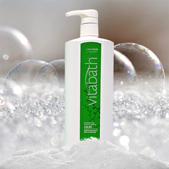 Fragrance notes of pine, rosewood, patchouli in Vitabath Original Spring Green.