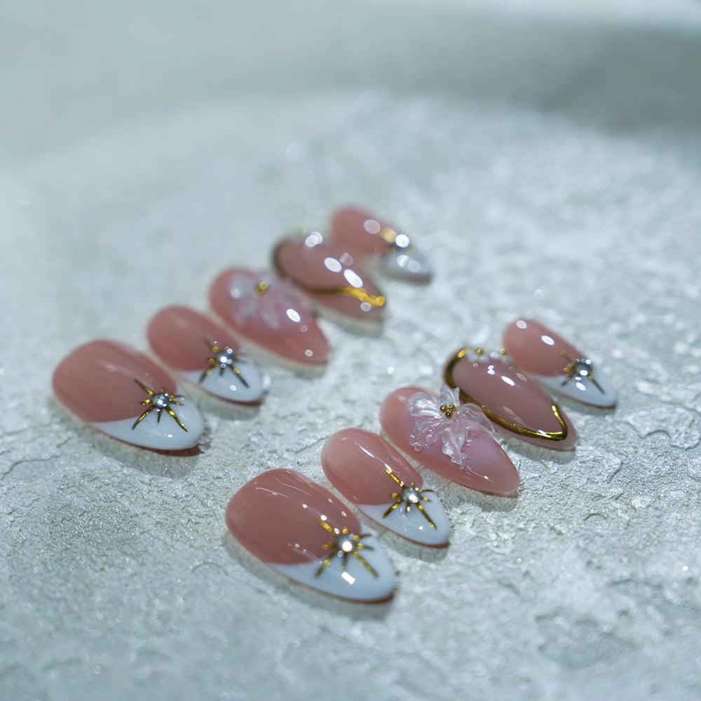 Vlazryk reusable press-on nails designed for multiple wears.