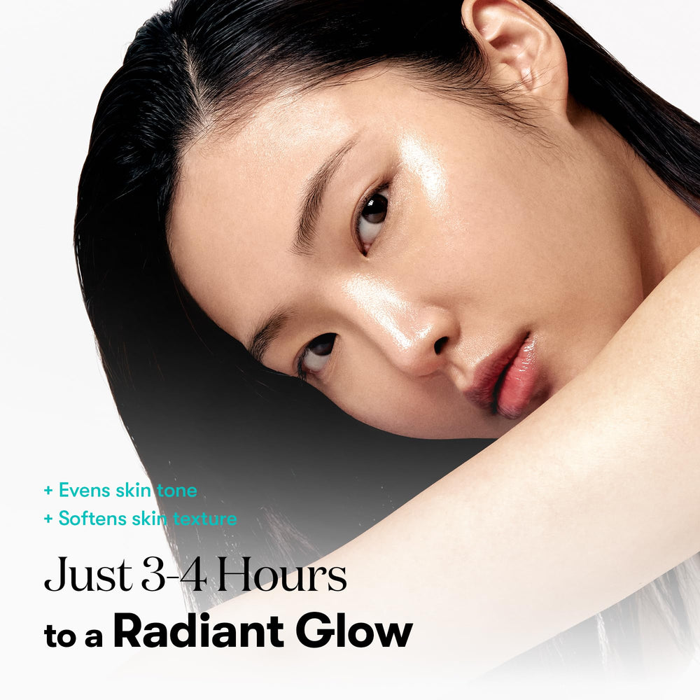 VT COSMETICS PDRN Hydrogel Mask features a skin-hugging fit to lock in essence.
