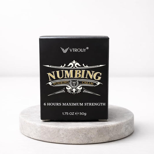 VTROUY Numbing Cream texture with Arnica and Emu Oil hydrates and nourishes skin.