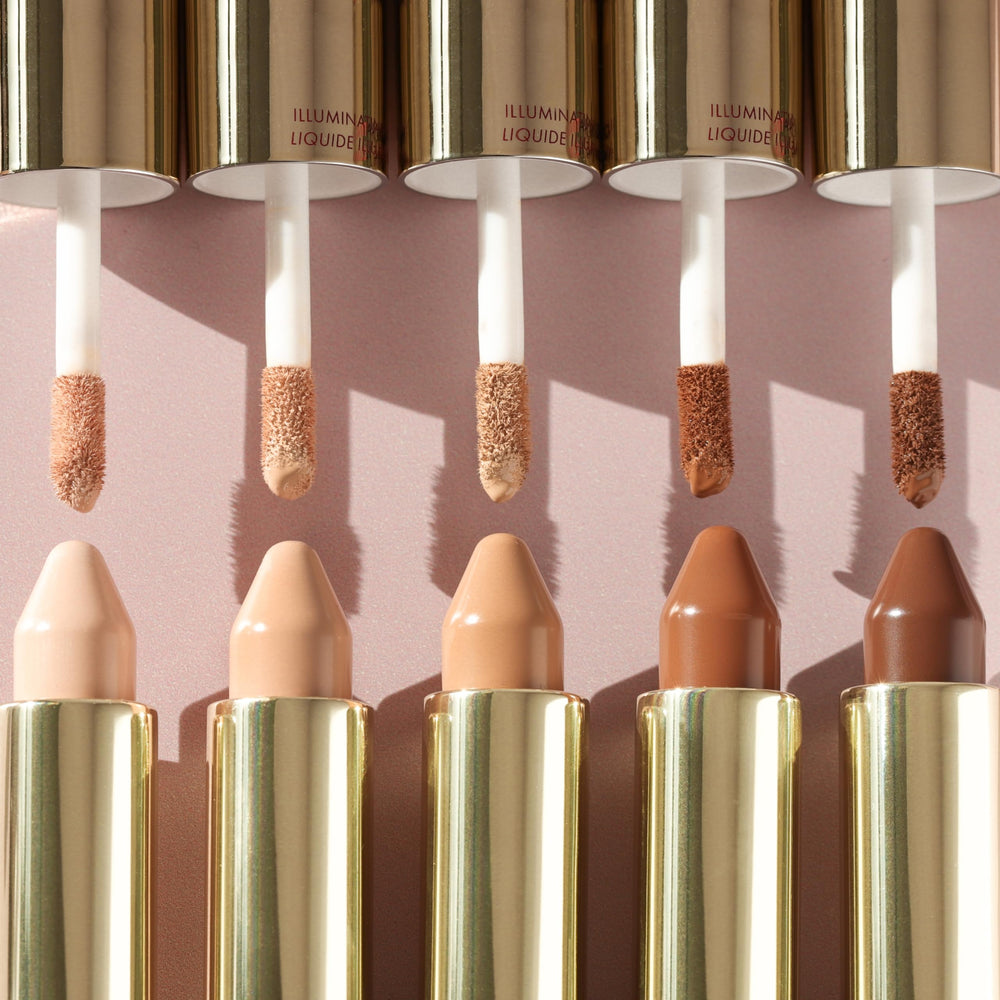 Wander Beauty Dualist concealer covers acne marks with a matte finish.