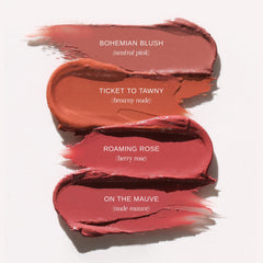 Wander Beauty Lipsetter dual-ended set in use demonstrates versatility