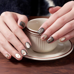 Wooyas reusable nails fit natural nail beds for comfortable daily wear.