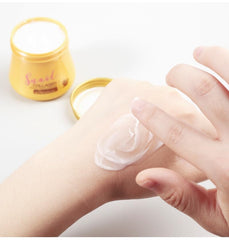 WUIAOCIT snail collagen cream label emphasizes hydrating formula for all skin types.