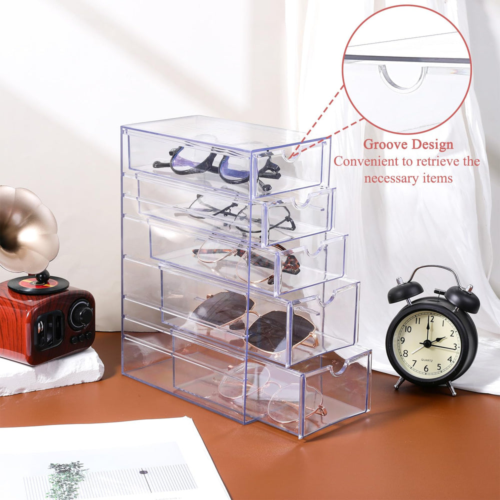 Xelsluthe five-drawer configuration shows versatile heights