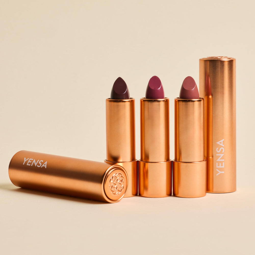 YENSA semi gloss finish creates balanced sheen on lips.