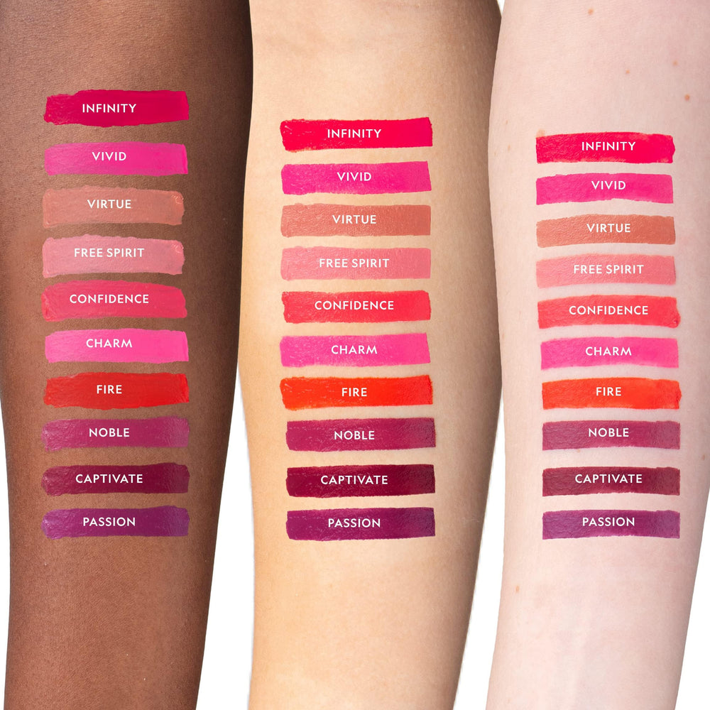 YENSA Charm lipstick swatch on lips with smooth finish