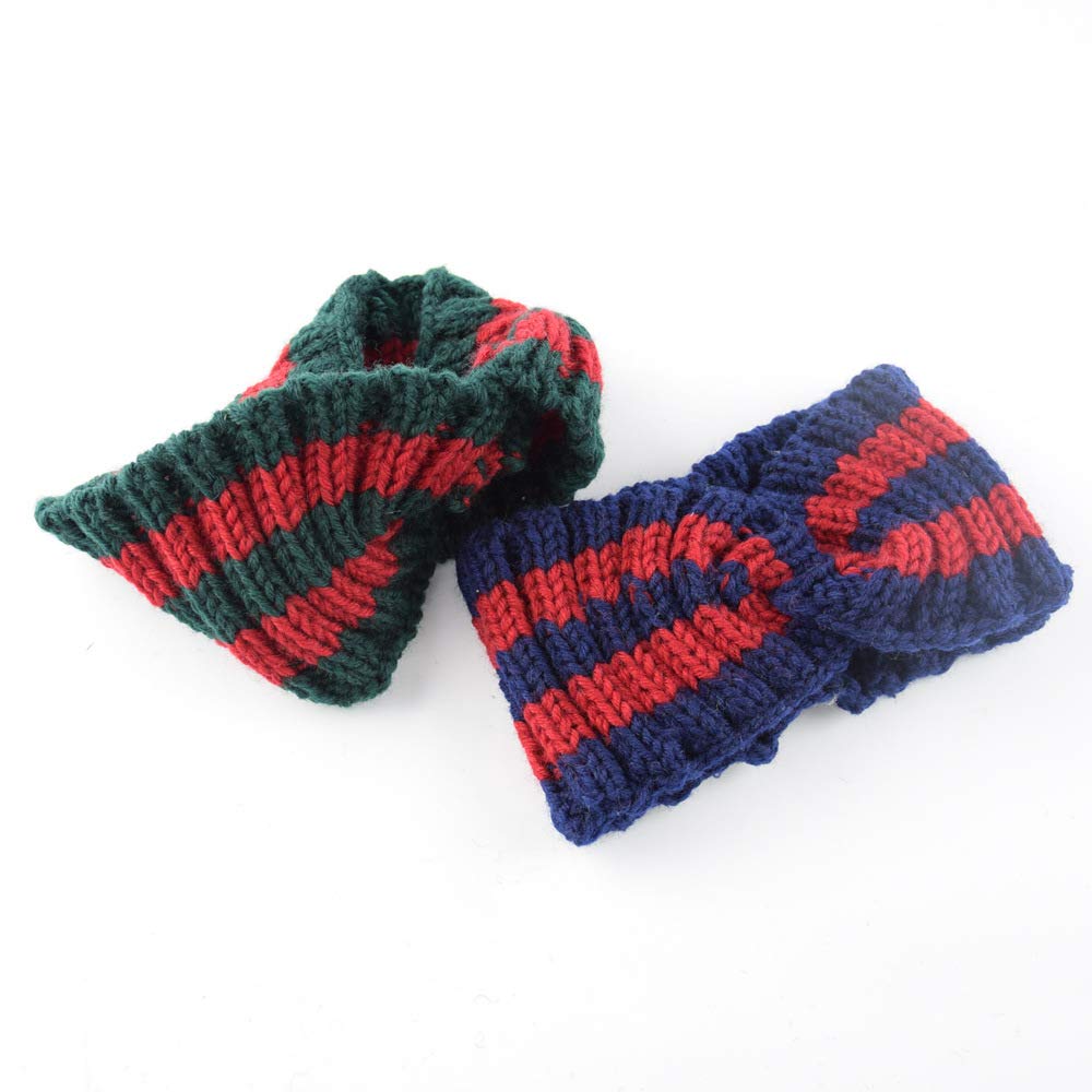 Yili Maizi hair-friendly knit design offers warmth during daily errands.